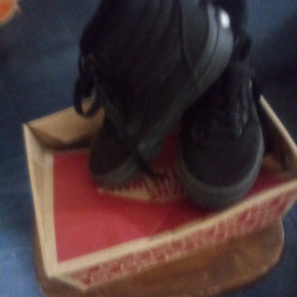 Boys Vans black high top